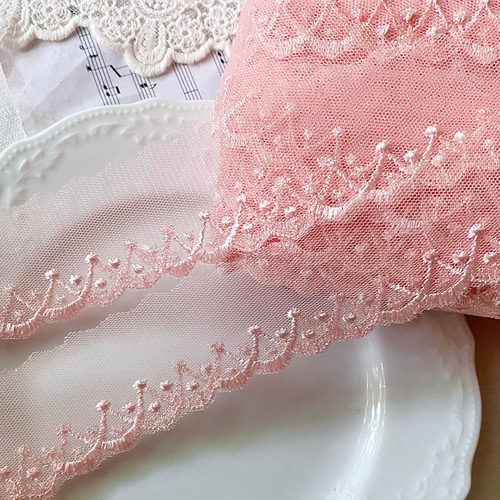 【みゃお】ビーズ装飾付きピンクチュール 1m単位 TL240908-J 可愛い ラメ入り ドット模様 チュールレース