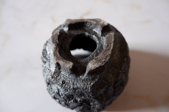 3号富士砂黒溶岩鉢601　塊根植物　多肉植物　盆栽　植木鉢　作家鉢　鉢皿　沖縄 6枚目の画像