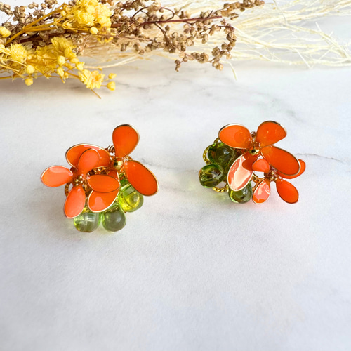 山本 イヤーカフ ゴールド 金具 押し花 立体乾燥花 山本様専用 イヤーカフ ゴールド 金具 押し花 立体乾燥花