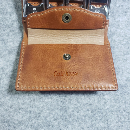 あんずᒼᑋªⁿ♥︎　オーダーページ　コインキャッチャー付き財布 hqdefault.jpg