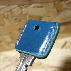 肉球刻印のキーカバー　ルガト琉球ブルー×白 7枚目の画像