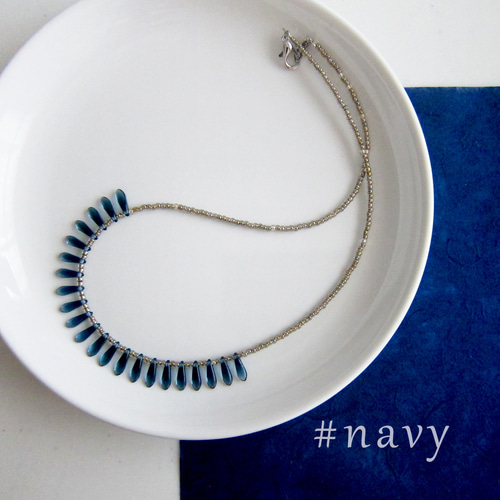 ネイビーブルー ビーズ ネックレス 紺色 藍 ネイビー ブルー