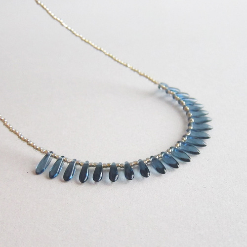 Giorgio Armani ネックレス ネイビー ビーズ Giorgio Armani ネックレス ネイビー ビーズ