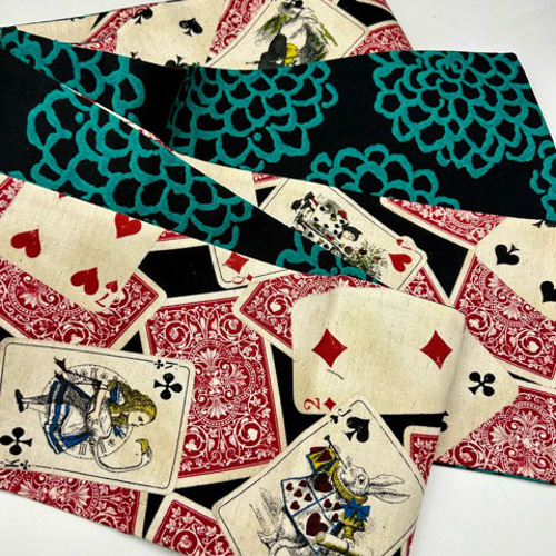 目玉商品】4059木綿半幅帯 不思議の国のアリス トランプ柄（ブラック