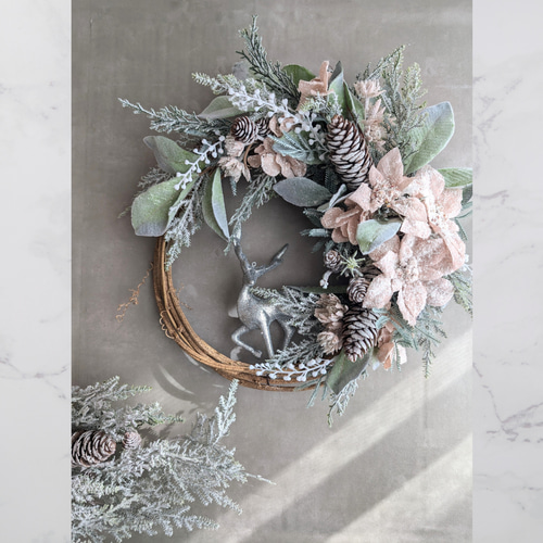 早割クリスマス2025】毎年飾れるポインセチアのクリスマスリース38cm