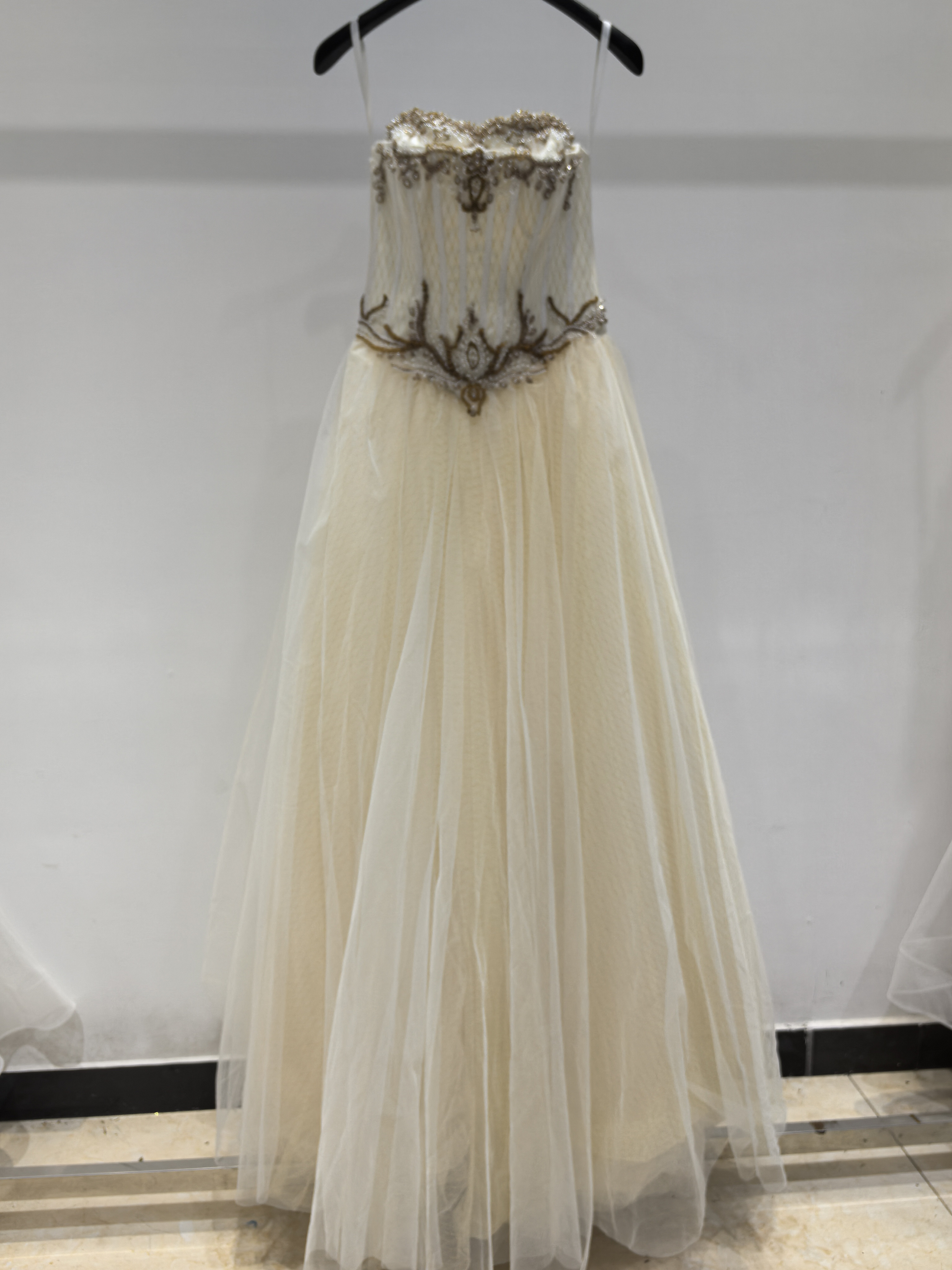 美品！2色パールハンドメイド カラードレス  エレガント ソフトチュール 花嫁 合コンパーティー ピアノ演奏会K06