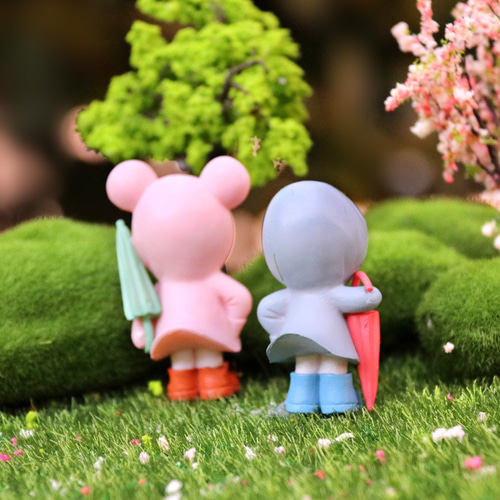 傘を持った動物❤️フィギュア❤️苔テラリウム ミニチュア 傘を持った子供 4個セット コケリウム テラリウム