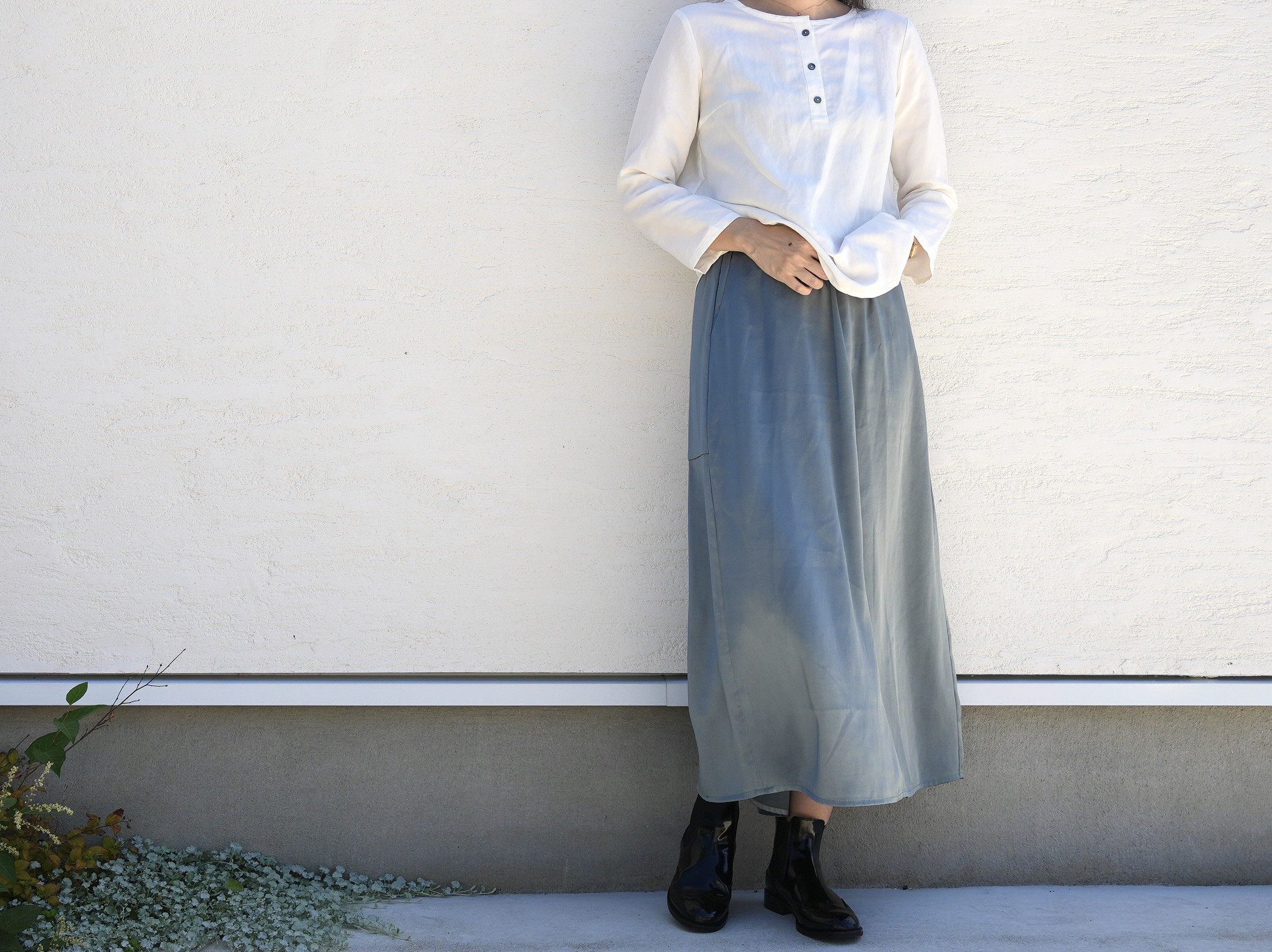 SALE！さらさらのサテンロングスカート❤️ミスティブルー　No.319