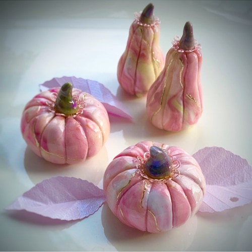 小さなピンクかぼちゃの置き物 立体・オブジェ Snowflake 通販