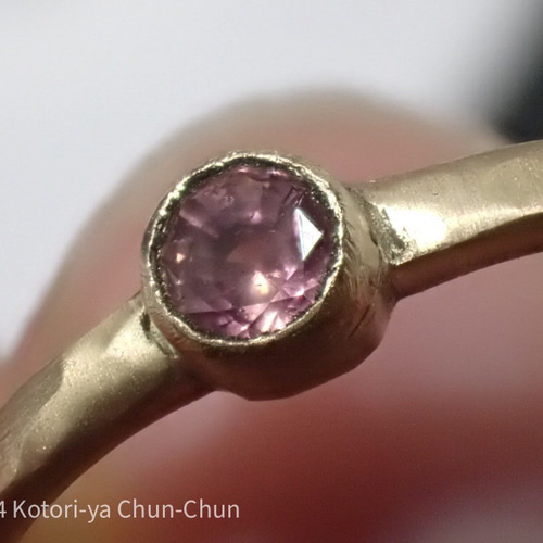 小鳥屋ジュエリー】世界三大希少石 マダガスカル産蛍光パパラチア