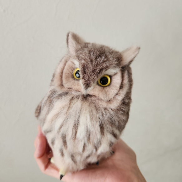 羊毛フェルト 重かっ フクロウの置物 トラフズク - 置物