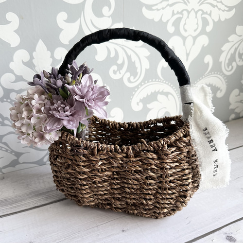 カゴバッグにアレンジしたお花達 かごバッグ Blooming Lila 通販