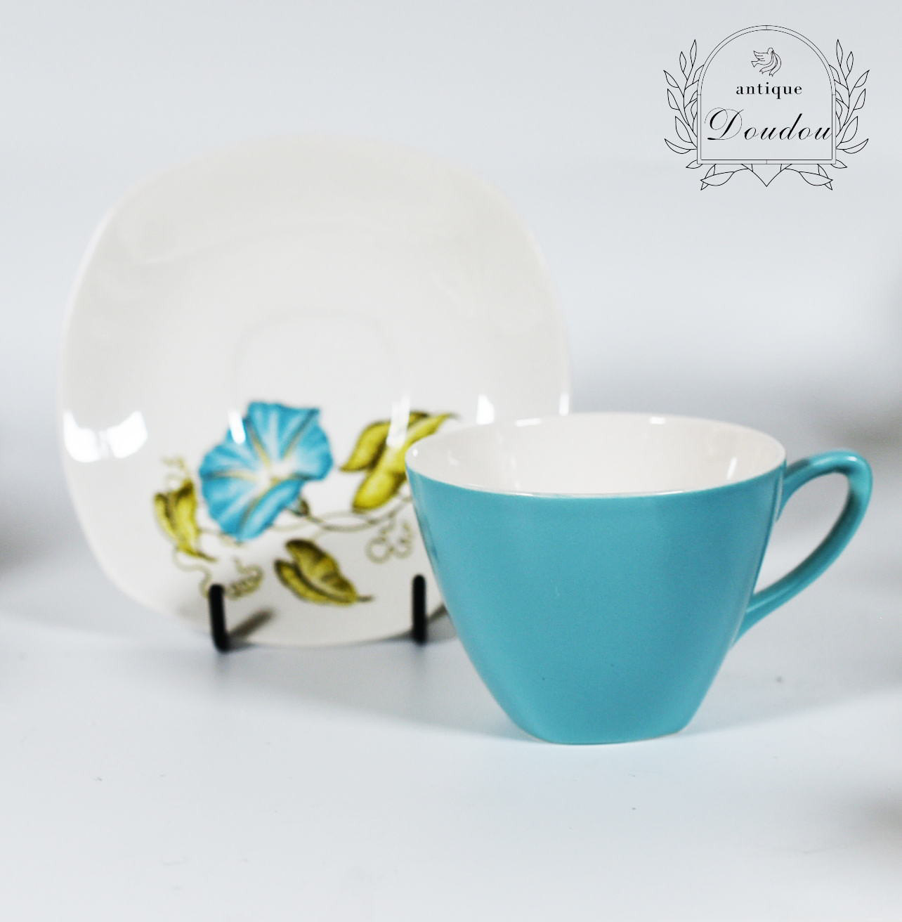 ミッドウィンター "Morning Glory" カップ＆ソーサー【s0237】