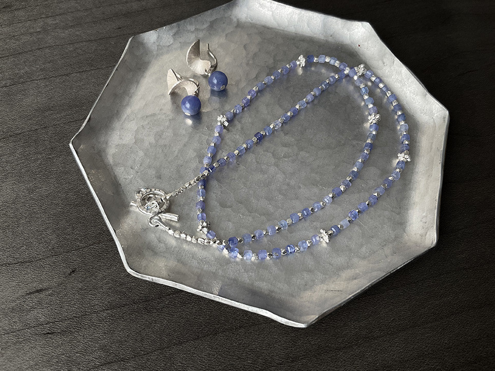 【 タンザナイト・silver950 】hauskaa ／ ネックレス 5,460円