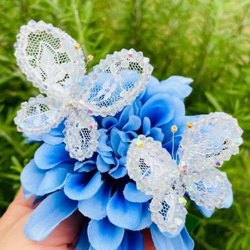 レースとオーロラビーズの蝶々髪飾り ウエディング ヘッドドレス