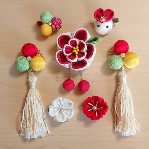 おみつさまリメイク鉢　4号ふっくら丸鉢 ローズリースでおねむなうさぎ さん おみつさまリメイク鉢 4号ふっくら丸鉢 ローズリースでおねむなうさぎ