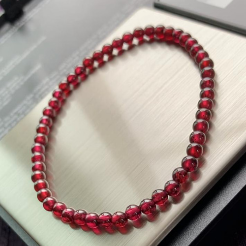 天然石 愛と実り ガーネットブレスレット ブレスレット お守り