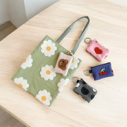 もこもこジャガードボア☆カラビナ付きフラットポーチ/マルチケース【4