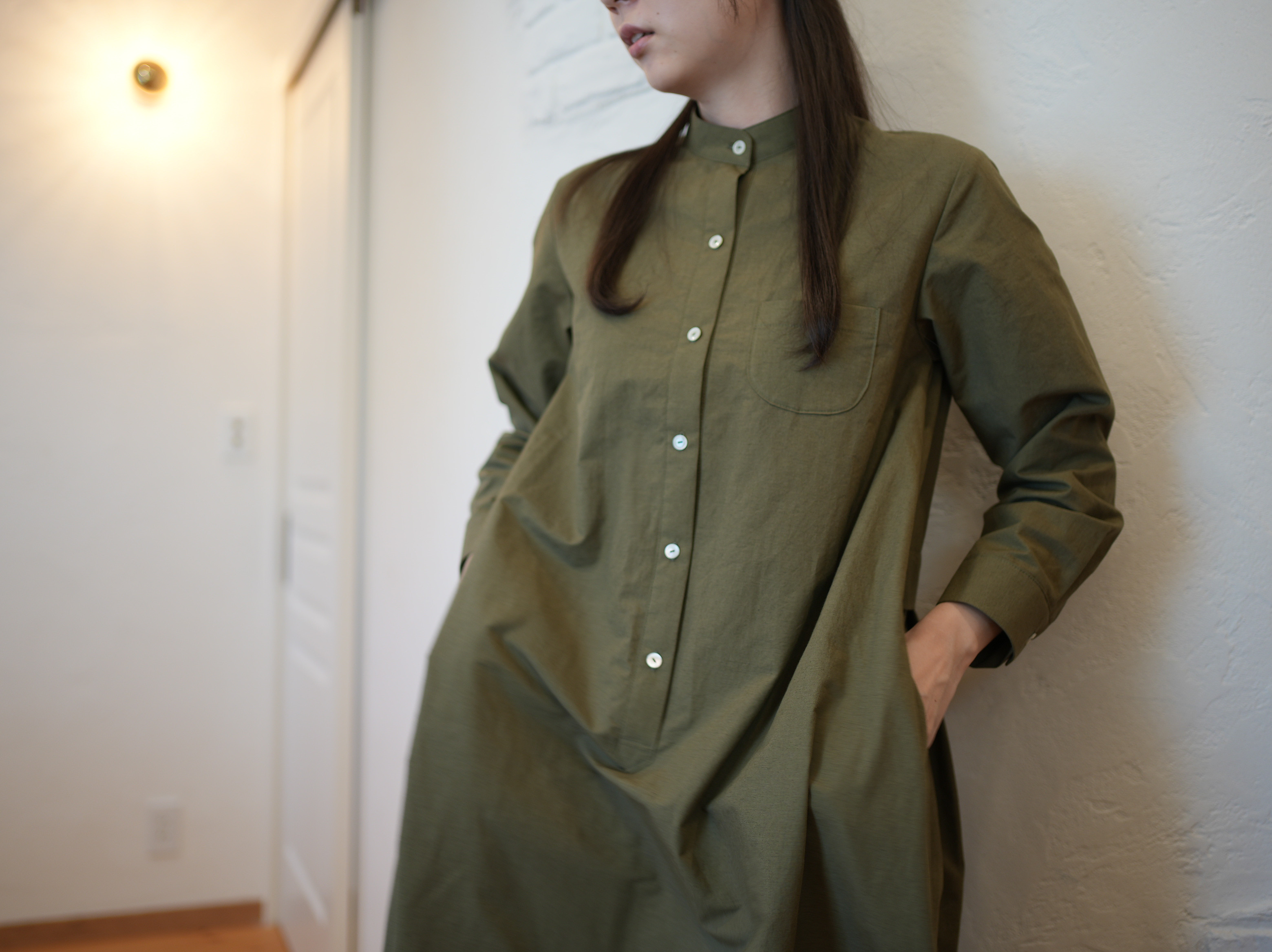 キリッと可愛い❤︎スタンドカラーワンピース 長袖　カーキ  No.278 13,884円