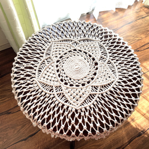 マクラメ編みテーブルクロス円形生成り色 その他インテリア雑貨 エツコ