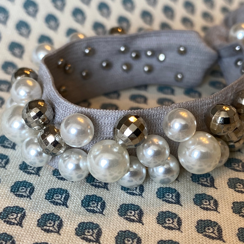 新入荷！『シルバービーズとパール！スタッズの様に付いたお洒落な  