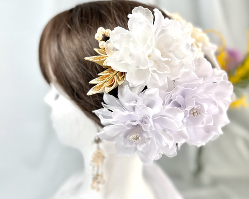 白のフラワーヘッドドレス 結婚式 成人式 卒業式 ウエディング髪飾り