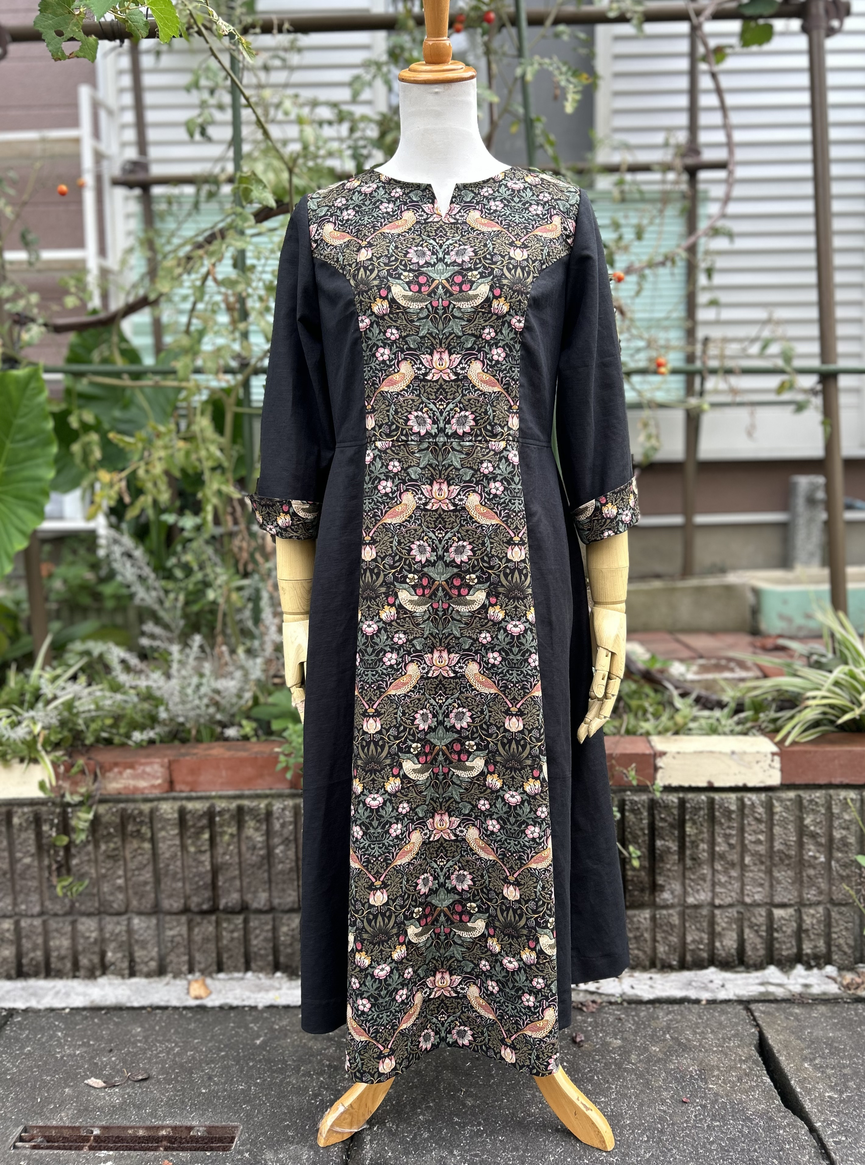 いちご泥棒❤︎ブラックリネンOP