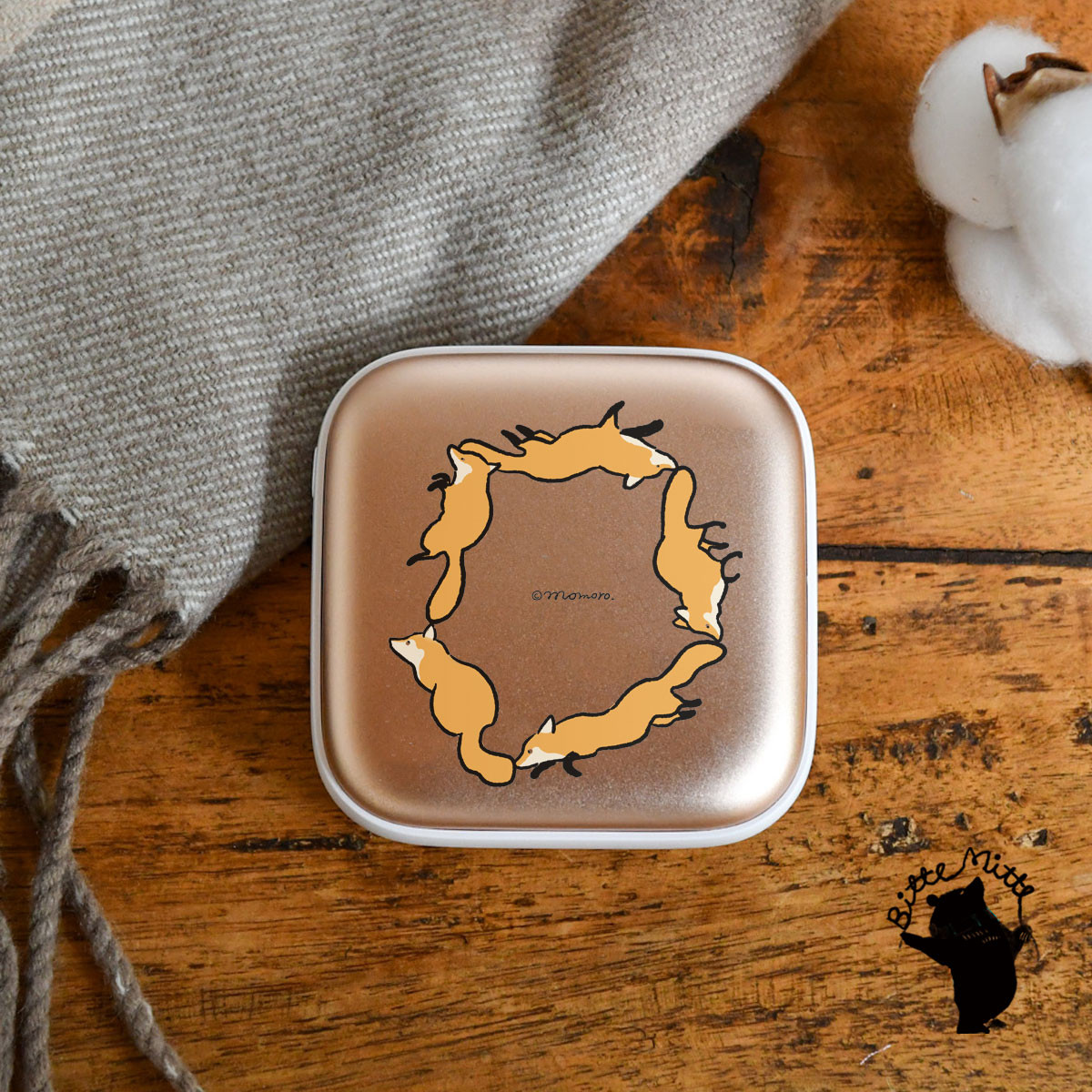 カイロ 充電式 モバイルバッテリー iPhone Android キツネ かわいい