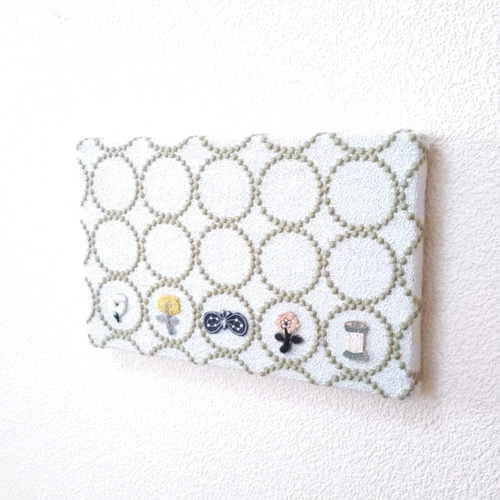 ミナペルホネン ファブリックパネル インテリア タンバリン チョウチョ