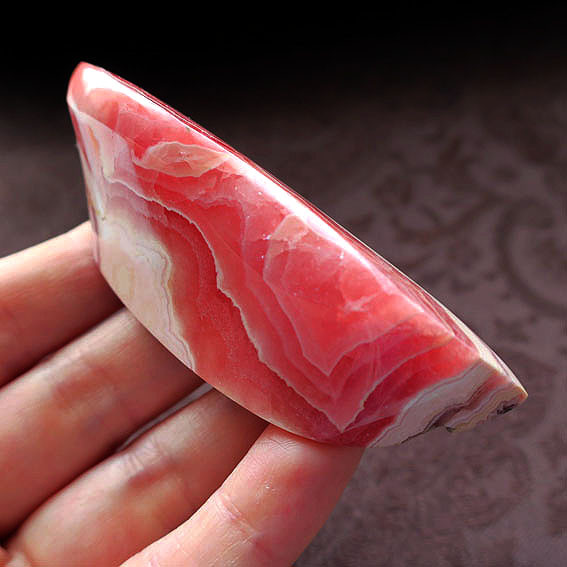 ロードクロサイト・インカローズ　天然石磨き原石　80mm　ローズピンク　夏の誕生石2024