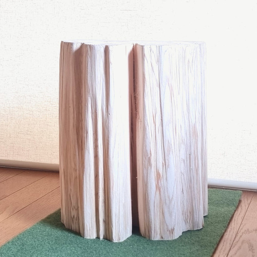 いい香り 東濃ひのき スツール・無垢無塗装・オーガニック・根元フリル いい香り 東濃ひのき スツール・無垢無塗装・オーガニック・根元フリル