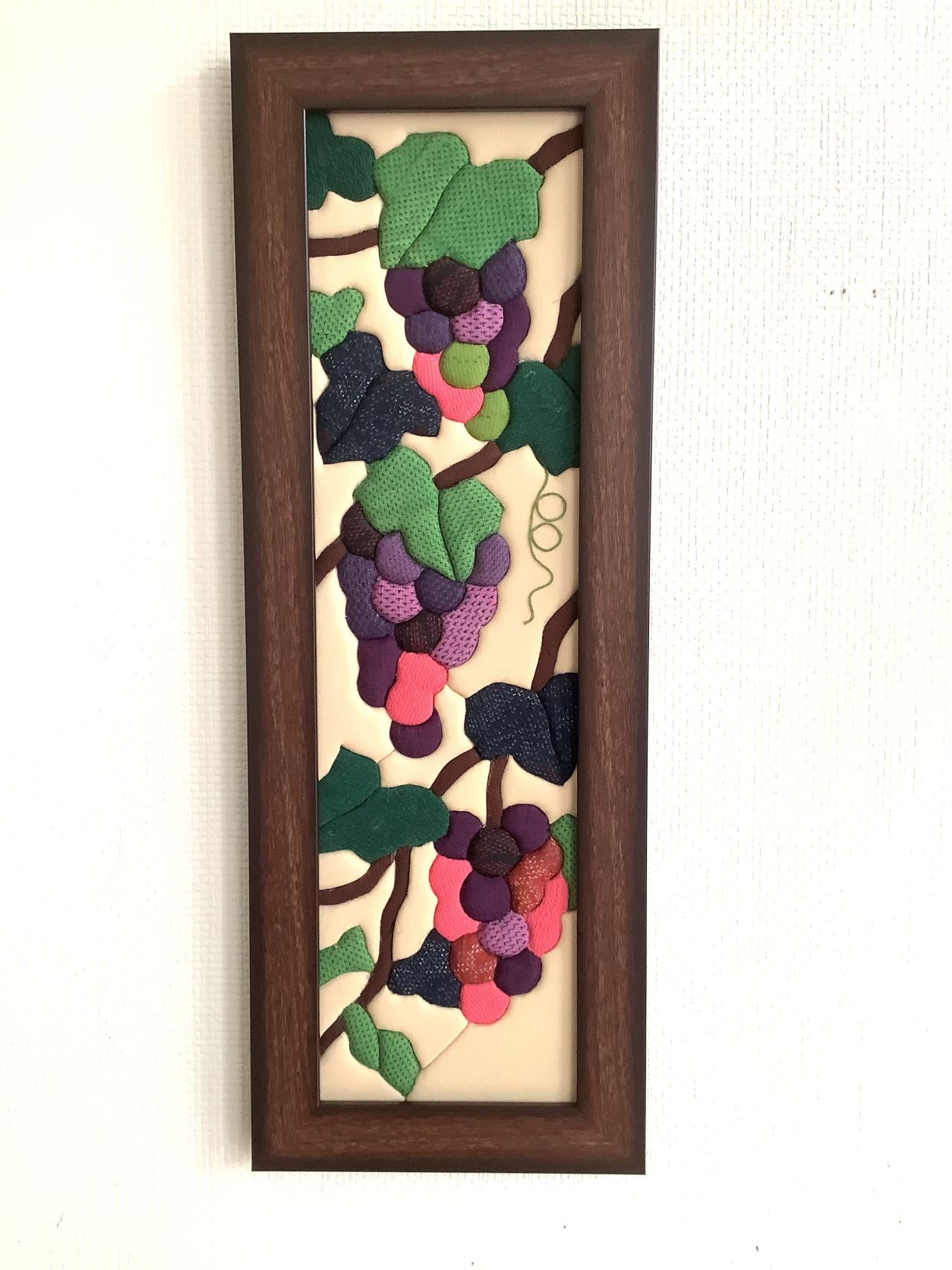 塩沢織木目込みパッチワーク　ぶどうの実り