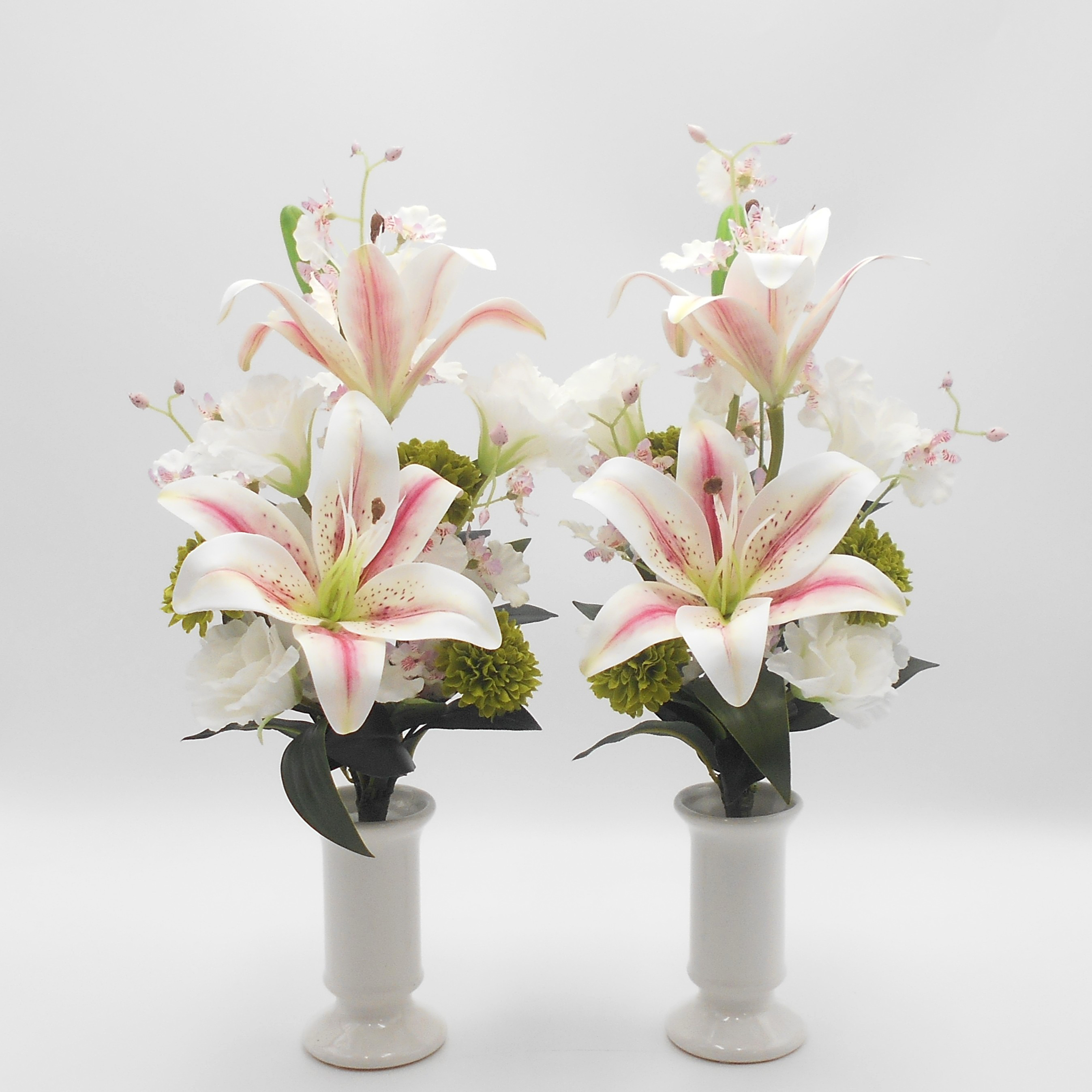 仏花　Ｍ　１対　(バラ売り可)　百合・トルコキキョウ　アーティシャルフラワー　仏壇　供花　お彼岸　お盆
