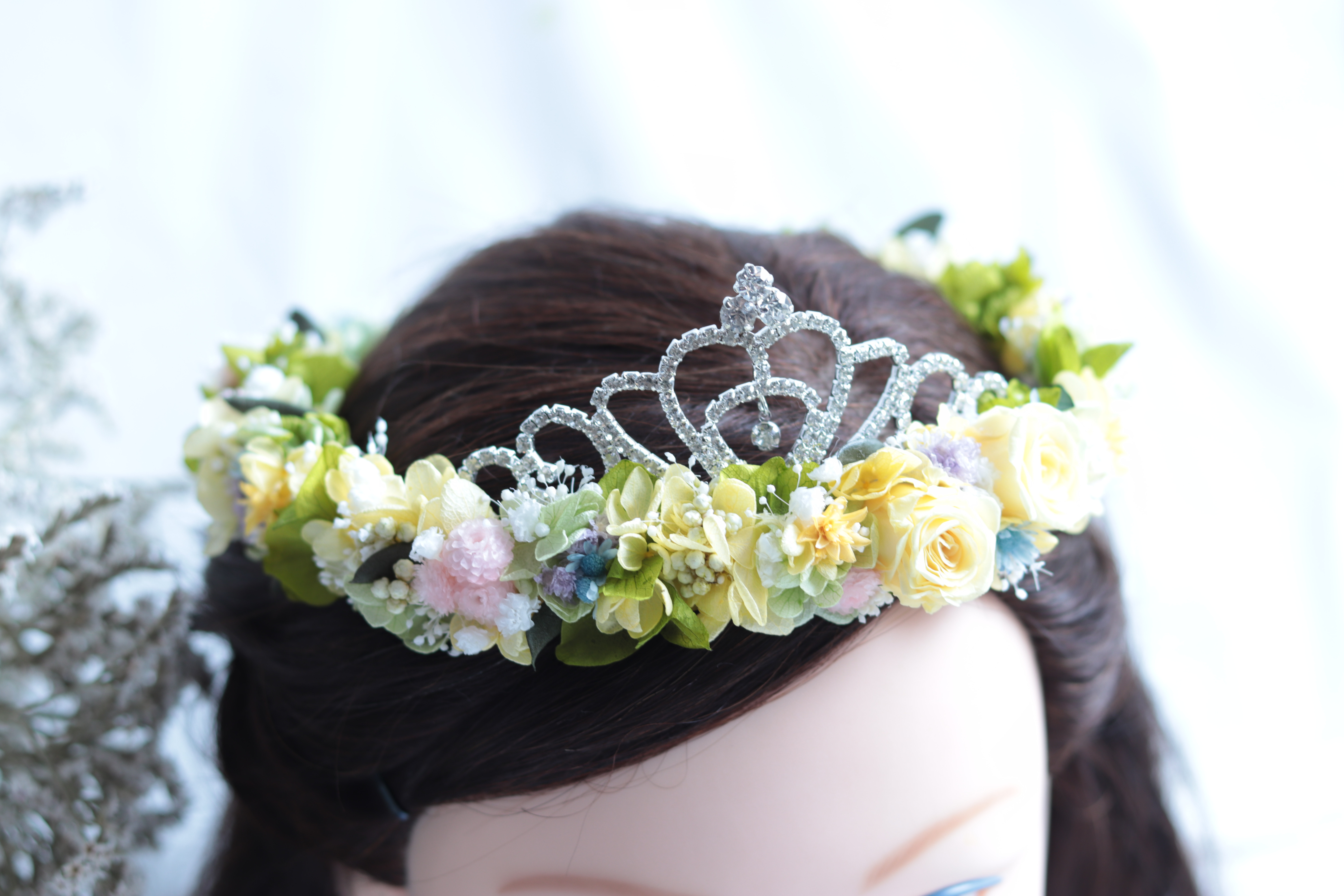 【キッズ用・カラーオーダーＯＫ】ミニバラと小花のティアラ＊プリザーブドフラワー＊リングガール・ファミリーウェディング