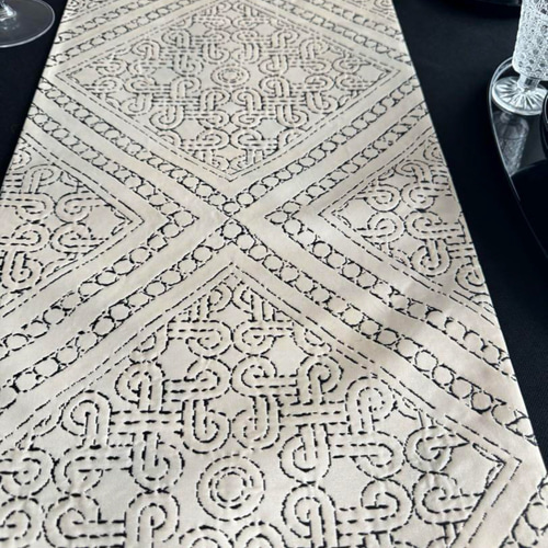 ◼︎C1018◼︎高級袋帯 正絹 テーブルランナー(〜280cm) その他