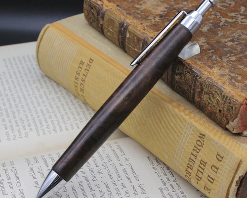 890b010ace72af00e6ff8e47743d39