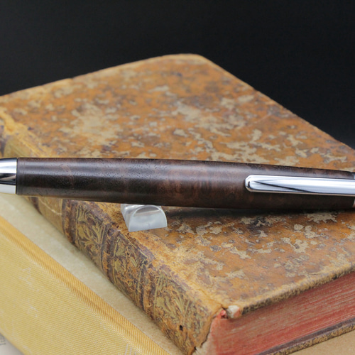 クラロウォールナット 瘤杢 1・Pencil 0.5mm」木軸シャープ