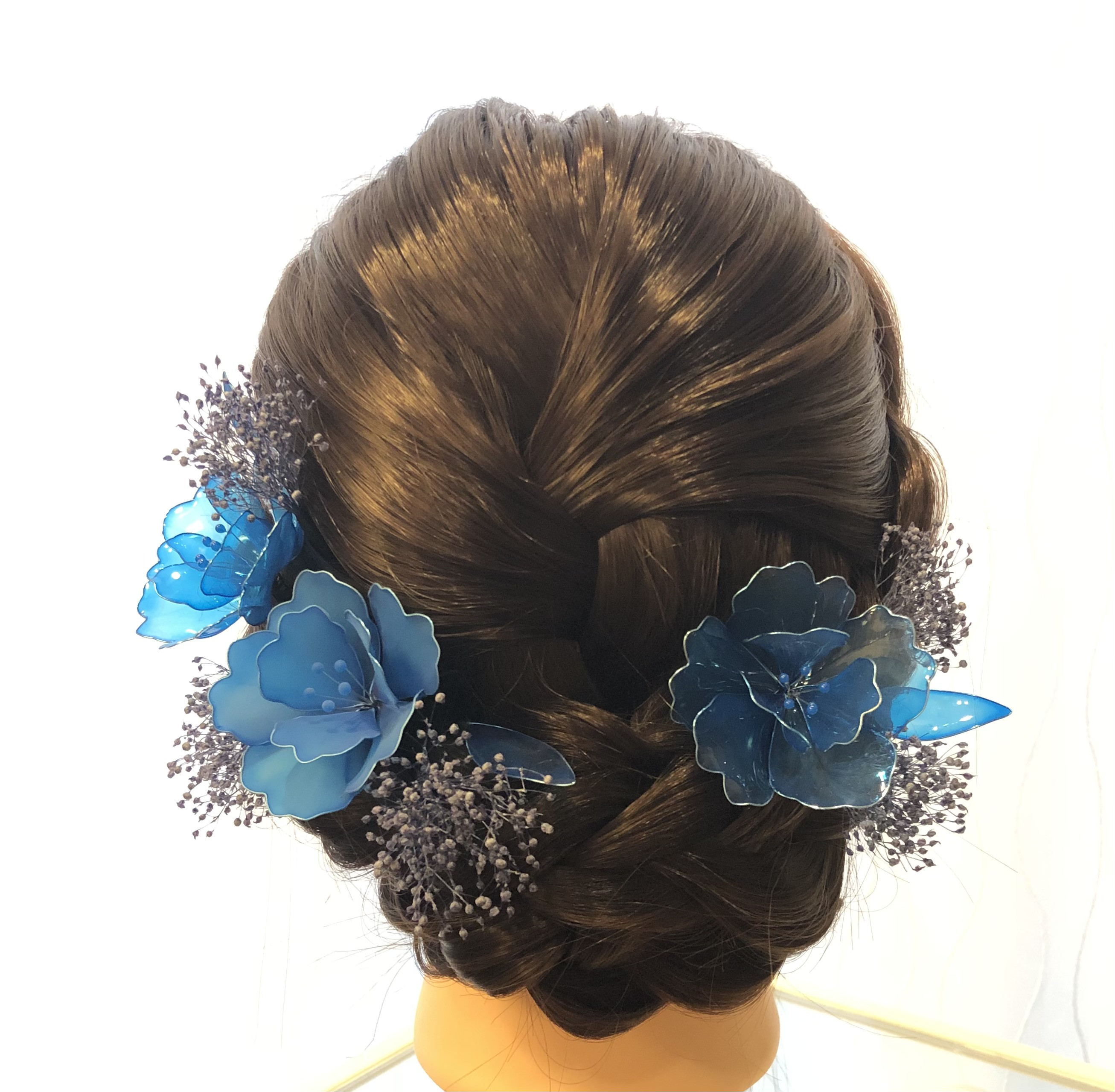 ブルー系カラードレス　上品な髪飾り　(ウェディング　成人式　イベント)