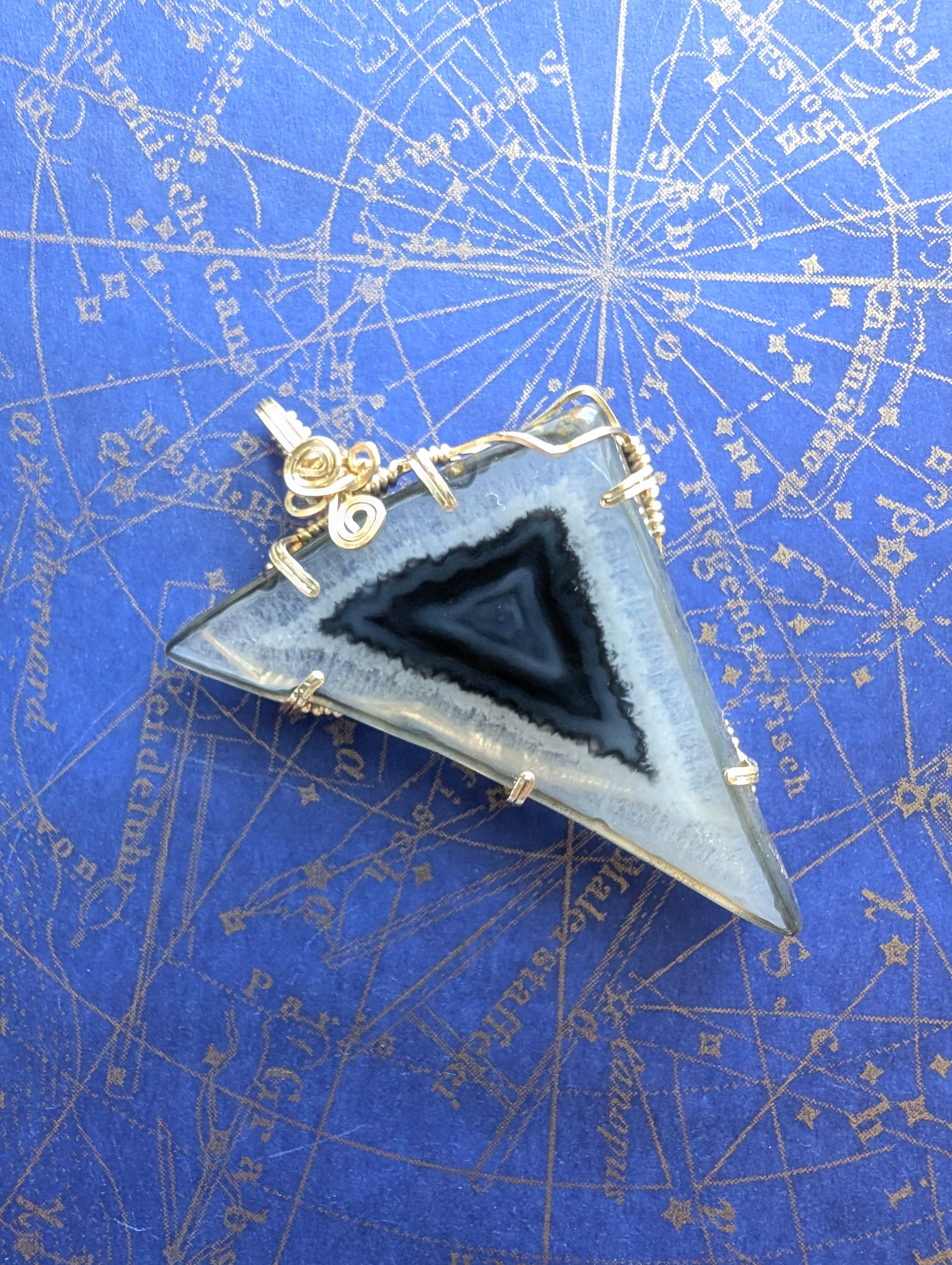 14kgf 幾何学 アゲート クォーツ 水晶   原石 ワイヤ ペンダント