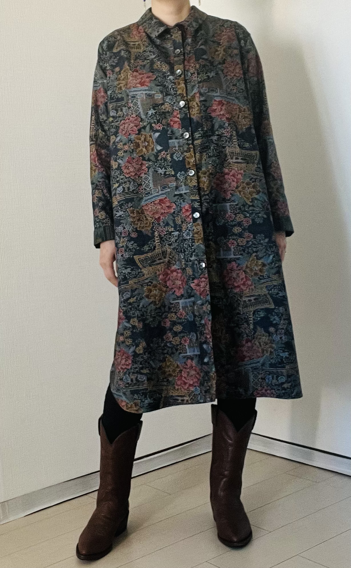 大島紬・ブルーミング牡丹・ロングシャツ・シルク１００％・着物リメイク・高身長・長身モデルサイズ