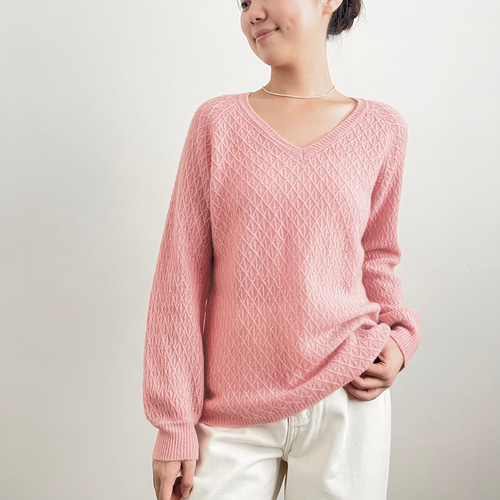 カシミヤ100%☆超柔らか/軽量】Vネックのニットセーター│ゆったり