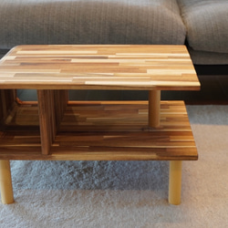 アカシアの美しさが際立つコの字型ローテーブル 6枚目の画像