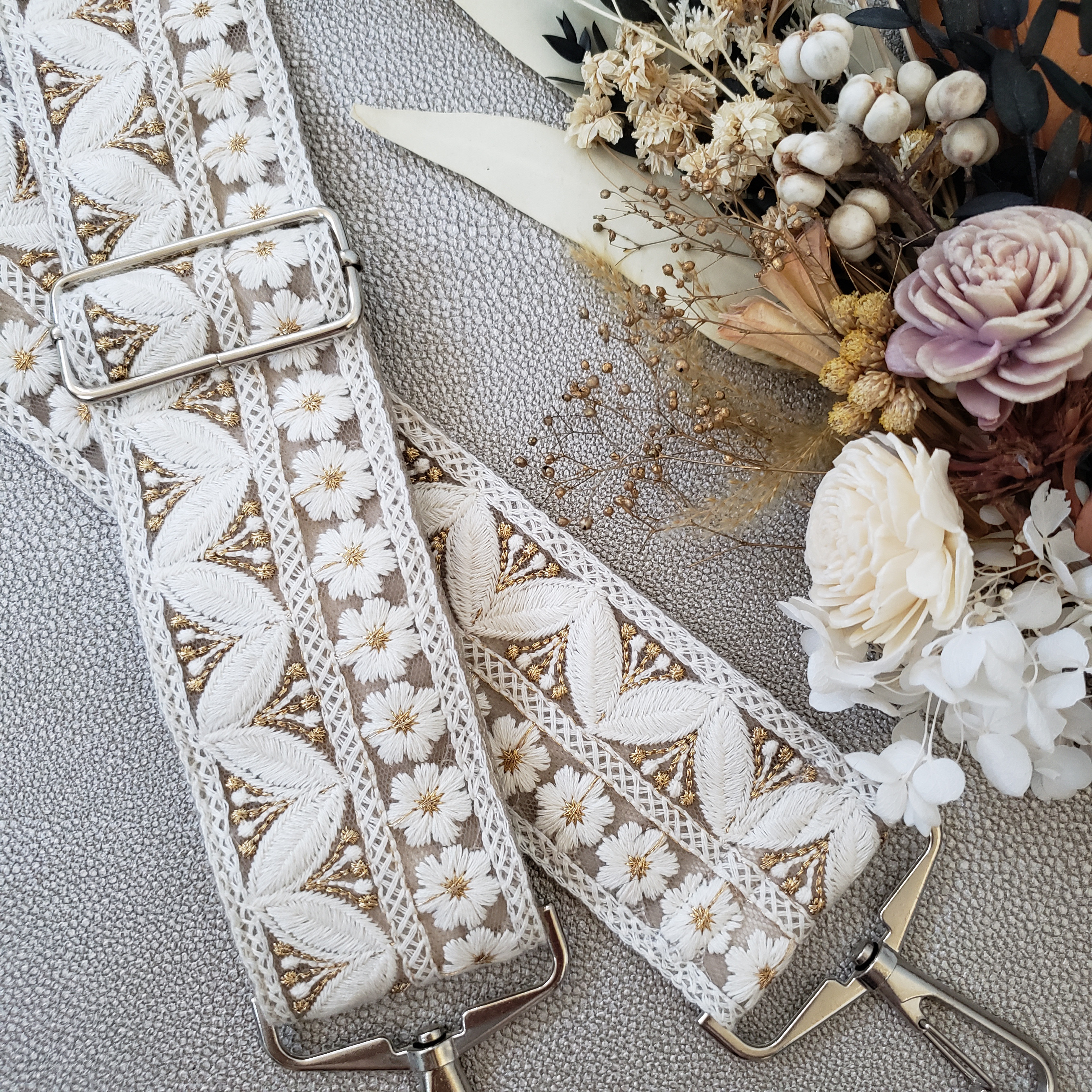 リボンショルダー刺繍レース リボンショルダー刺繍レースドレス/チュール袖/スパンコール