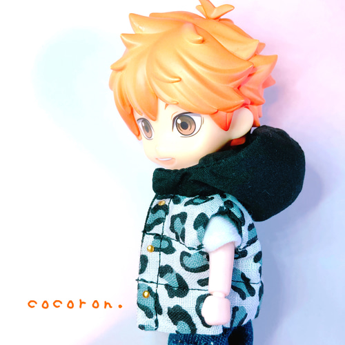 ダウンベスト】豹柄×黒 ねんどろいどどーる オビツ11 等向き ドール服