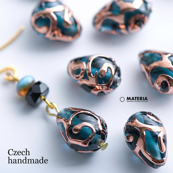 チェコハンドメイドビーズ ドロップ モンタナブルー 1個or2個 チェコ