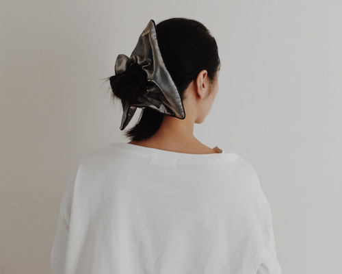 b2bc84ae7c714cfc068f5a2d4b0d15