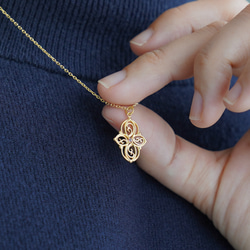 【12ヶ月誕生石】フィリグリーネックレス‐Arabesque‐《送料無料》天然石 クリスマス 1枚目の画像