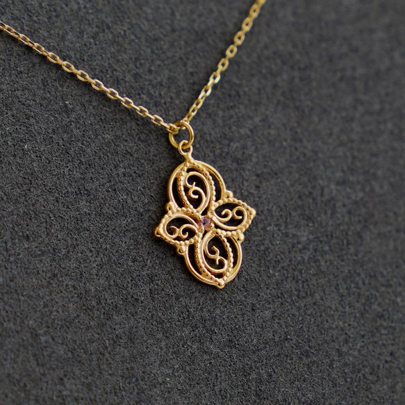 【12ヶ月誕生石】フィリグリーネックレス‐Arabesque‐《送料無料》天然石 クリスマス 3枚目の画像