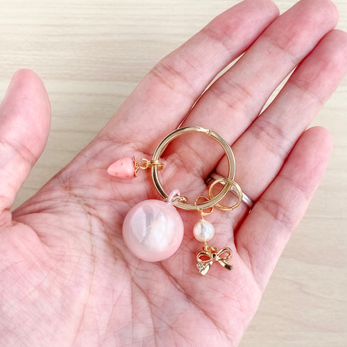 再販】柔らかな音色 水琴鈴 キーホルダー いちご&リボン ひんやり2025