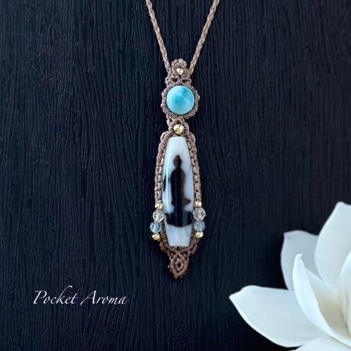 天恩』白観音天珠とラリマーのマクラメペンダントネックレス